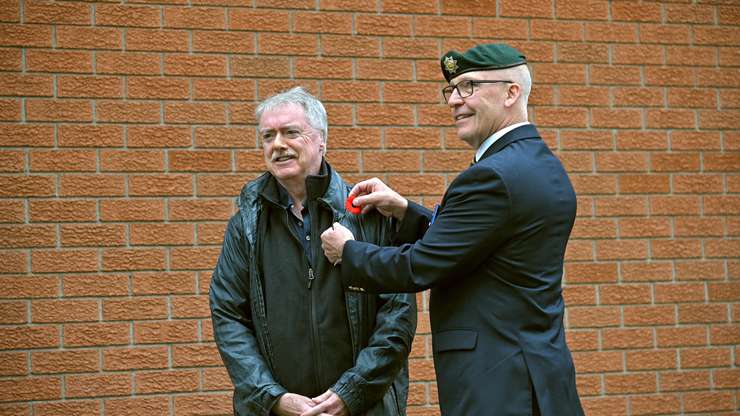 Sarnia Legion Branch 62 First Vice President Les Jones pins a poppy on Sarnia Mayor Mike Bradley - Oct. 25/24 (Photo courtesy of Lou Perry Photography)